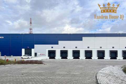 Hala magazynowa klasy A 1636m2 - Targówek droga S8 - na wynajem