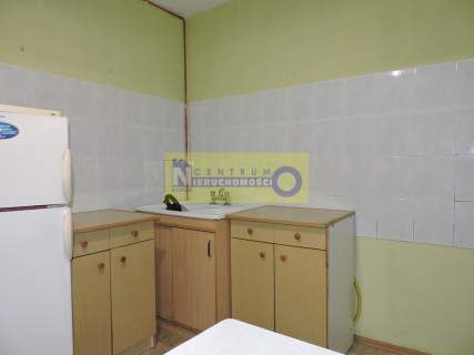 3 pokoje na Świętokrzyskiej, parter, balkon.