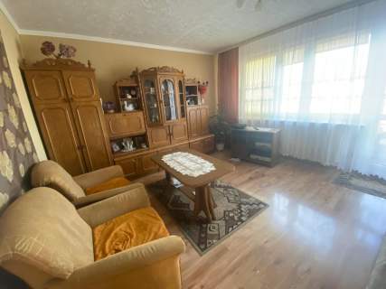 3 pokoje, 62.50m2, balkon, winda, do remontu, Os.Dobrzec