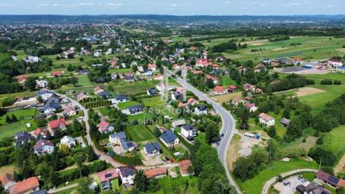 DZIAŁKA Z POTENCJAŁEM BUDOWLANYM, JASŁO, UL. NADBRZEŻNA, 8AR