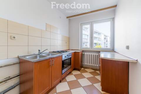 3 pokoje z balkonem, os. Sobieskiego 