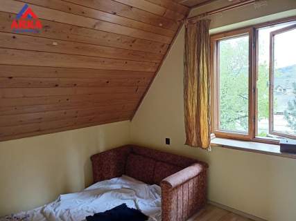Dom w Limanowej przy głównej drodze