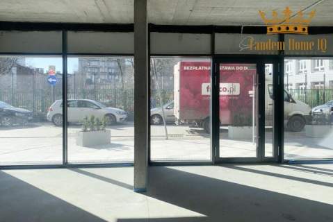 Do wynajęcia lokal handlowo-usługowy 51,44 m2 parter, witryna,...