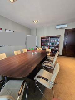 Eleganckie, umeblowane biuro dla firmy