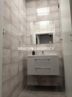 nowy lokal 170 m2 Sakwina