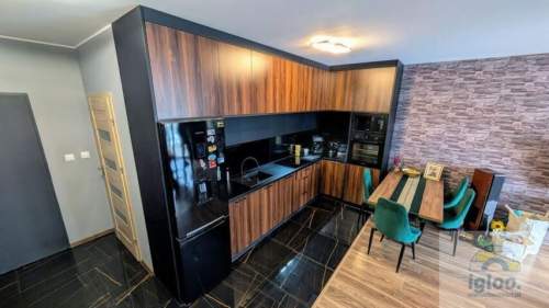 Apartament 2-pokoje, garderoba garaż w centrum