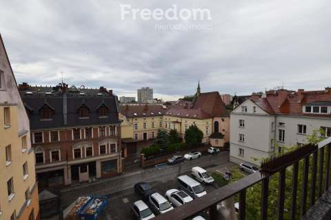 Trzypokojowe mieszkanie w Centrum Opola