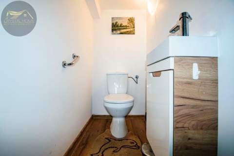 DOM WOLNOSTOJĄCY/ 160M2/ŚWIDNICA