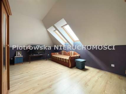Dom na sprzedaż, 235,58 m2, Sieradz
