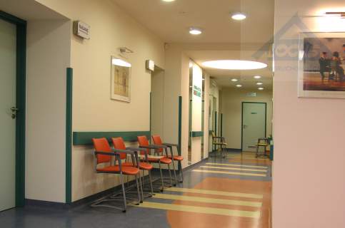 LOKAL NA CELE MEDYCZNE, Przychodnia