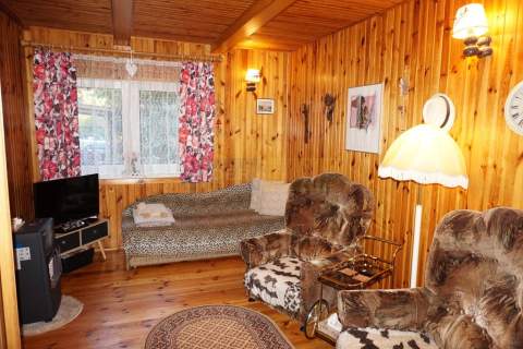 Tajemniczy ogród z domkiem 60m2 przy puszczy