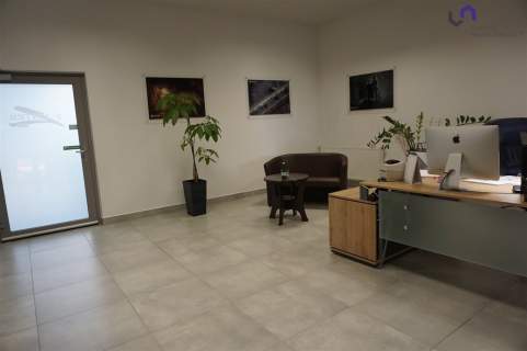 Biuro na sprzedaż, 4222 m2, Wolbrom
