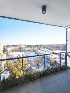 Nowoczesne 2 pokoje z oddzielną kuchnią, balkon
