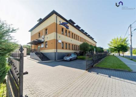 Biuro na sprzedaż, 4222 m2, Wolbrom