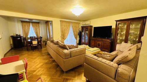 125 m.2 5 rozkładowych pokoi, garaż i komórka