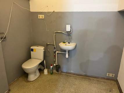 Lokal w centrum Cieszyna do wynajęcia.
