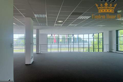 Powierzchnia magazynowo-biurowa do wynajęcia 1055m2 Raszyn