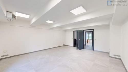 Parking Nowoczesny na 70 osób 950m2