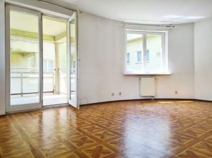 Słoneczne M z dużym balkonem niski blok park