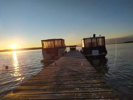 Dom z własną plażą i pomostem nad jeziorem Mamry na SWJM