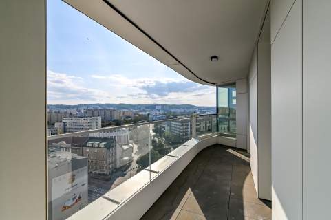 Nowy Apartament z Panoramicznym Widokiem Na Morze w Centrum