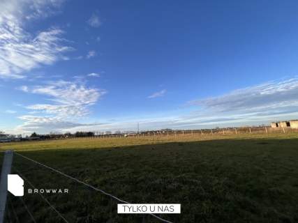 Działka siedliskowa 2,5ha, zabudowana z padokami