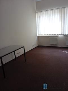 Do wynajęcia lokal po stolarni
