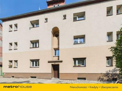 Na sprzedaż trzypokojowe mieszkanie w Bytomiu 