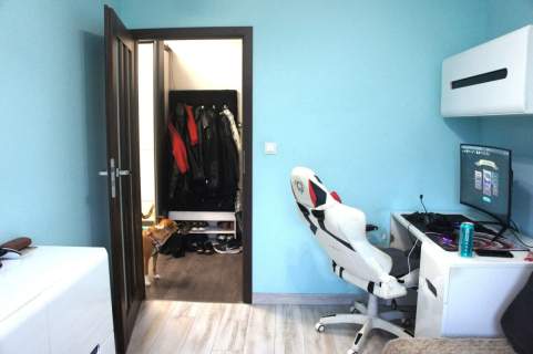 Os. Botanika, apartament 4-5 pokoi, m. parkingowe