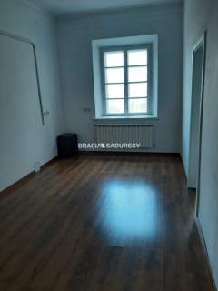 Libertów, lokal, 90m2, 4-pok