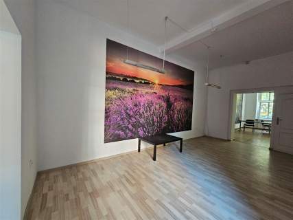 Nieruchomość komercyjna na sprzedaż, 94,43 m2, Bytom