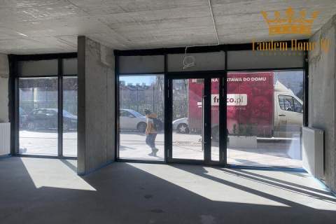 Do wynajęcia lokal handlowo-usługowy 51,44 m2 parter, witryna,...