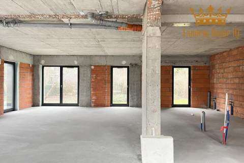 Na wynajem lokal handlowo-usługowy 95m2, Puławska Mokotów, ogródek