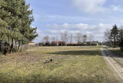 Sprzedam działkę rolno-budowlaną 56 ar