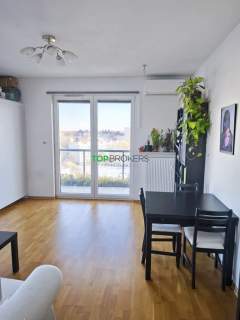 Nowoczesne 2 pokoje z oddzielną kuchnią, balkon