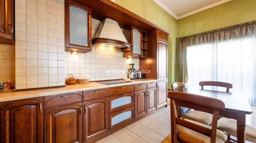 Apartament z ogrodem na Woli Justowskiej