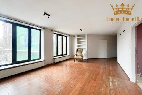 Do wynajęcia biuro 120m2 na piętrze blisko Arkadii, Forest, studio