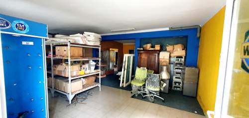 Lokal handlowo usługowy w Górze 126m2