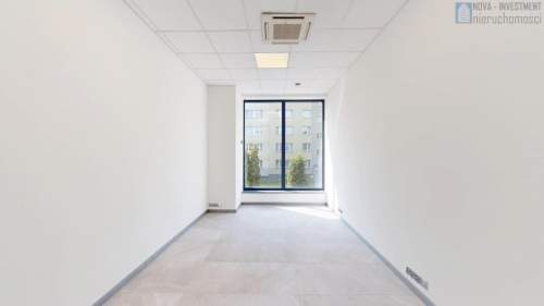 Parking Nowoczesny na 70 osób 950m2