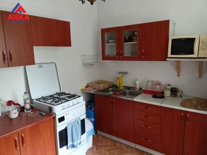 Dom w Limanowej przy głównej drodze