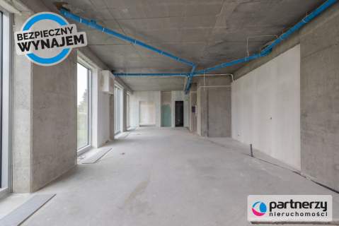 Lokal z widokiem na zatokę,przy deptaku Yacht Park