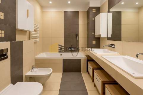 Przestronny apartament 102m2 na Wiktorskiej