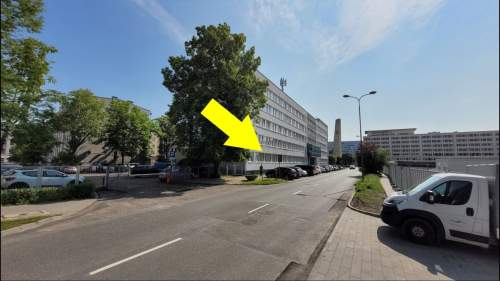 Parter, obok parkingu. WYPOSAŻONE. Media w cenie 