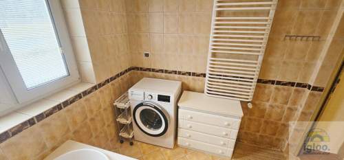 Mieszkanie w apartamentowcu, garaż, komórka lokatorska
