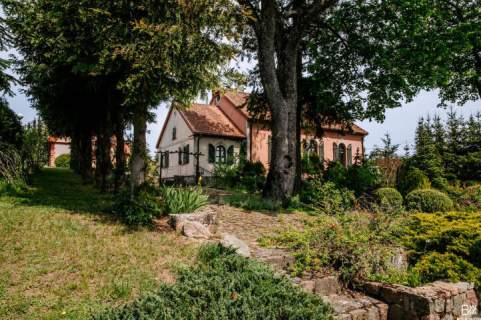 Klimatyczna posiadłość, 2 budynki, staw, Mazury
