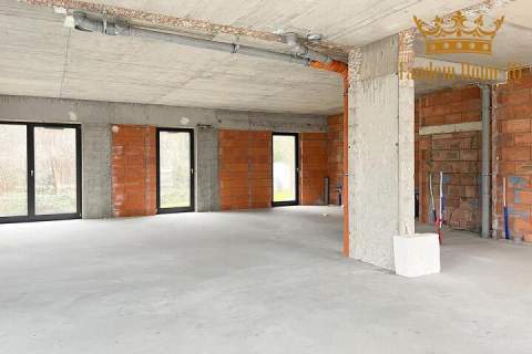 Na wynajem lokal handlowo-usługowy 95m2, Puławska Mokotów, ogródek