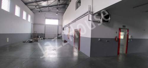 Magazyn 800m2 przy ul. Modlińska