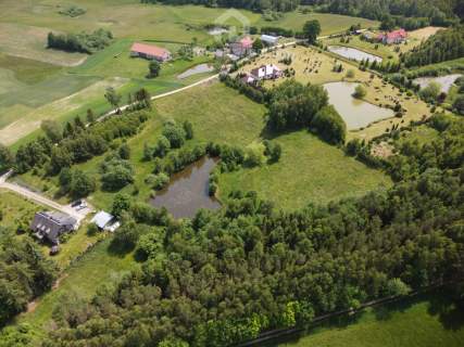Działki pod zabudowę jednorodzinną ze stawem