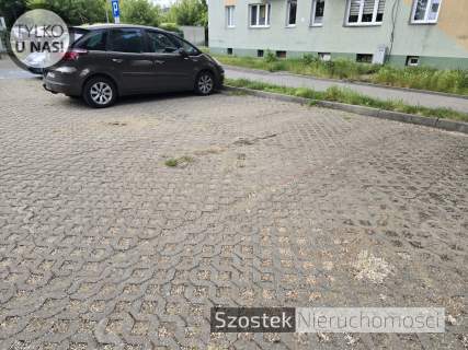 2 pokoje, balkon, parter, kameralny budynek, Raków