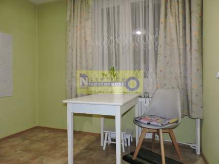 3 pokoje na Świętokrzyskiej, parter, balkon.
